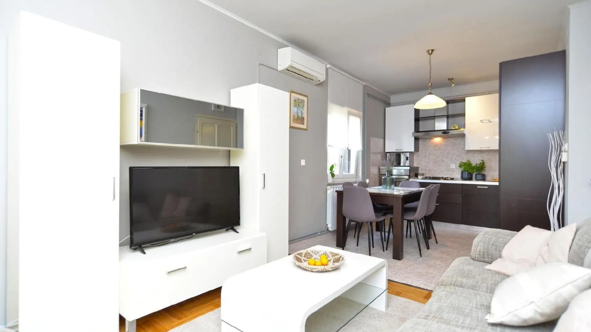 Ferienhaus Fuer 4 Personen Ca 70 Qm In Rovinj-Cocaletto, Istrien Istrische Riviera Holiday home